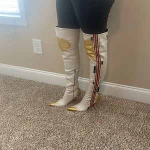 Giuseppe Zanotti White and Gold Thigh High Boots size 7 (37)